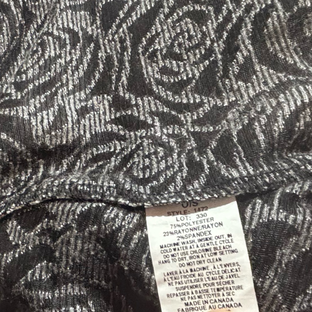 Light Summer evening Floral Patterned Cardigan Made in Canada - Picture 3 of 3